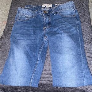 Girls light wash jeans